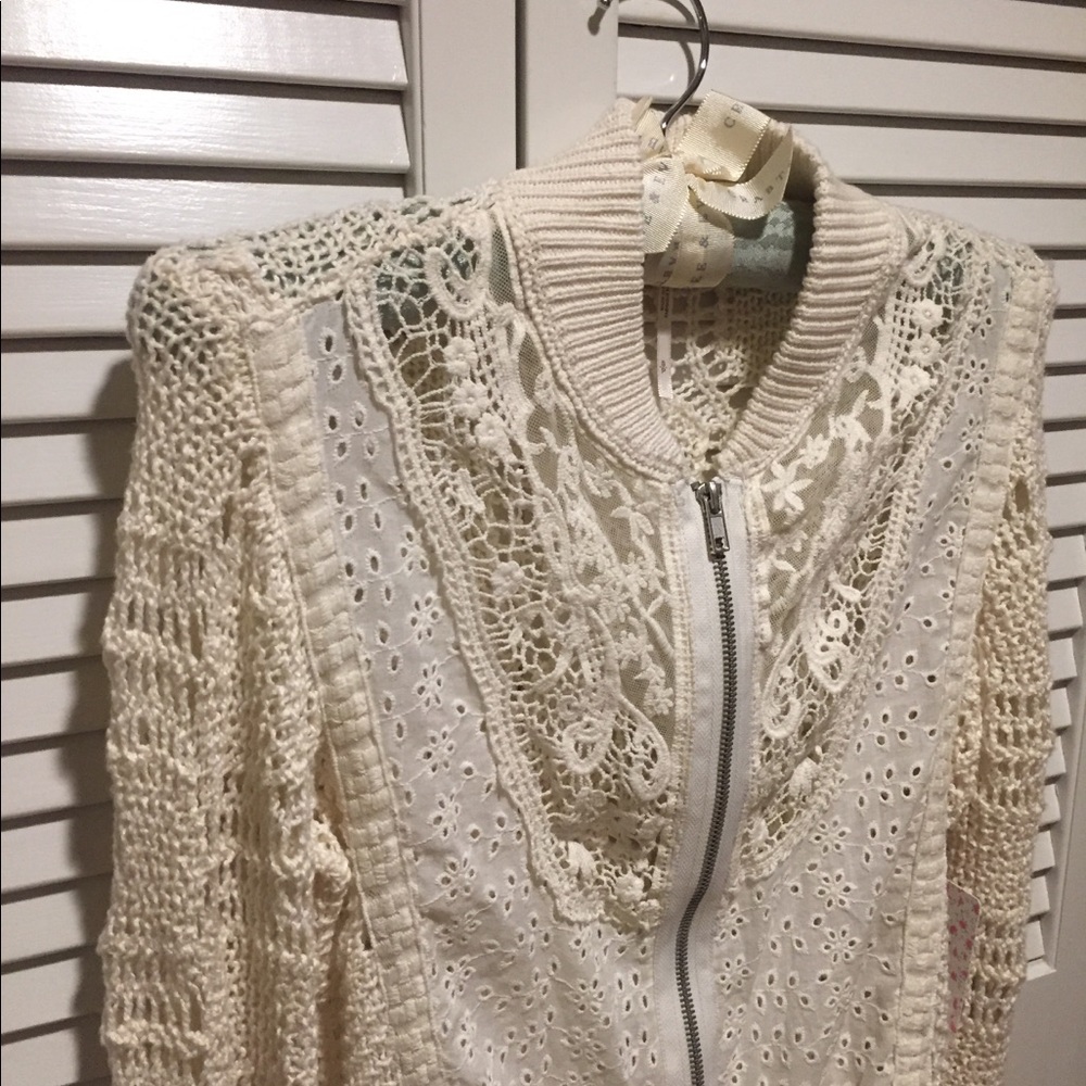 🆕🌾 FREE PEOPLE “Sold Out” Sun Storm Bomber Top - Picture 2 of 8